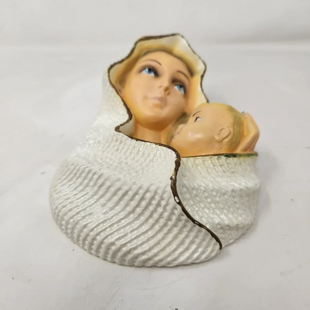 Vintage Madonna and Child Chalkware Wall Plaque Virgin Mary Baby Jesus Religious